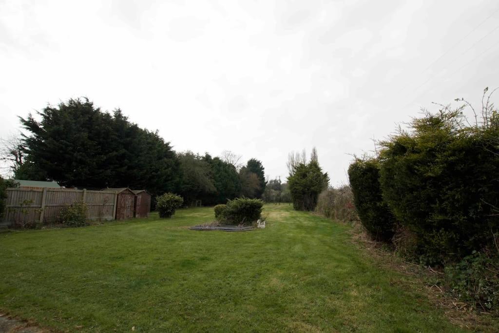 Spacious 5 Bed In The Countryside, Close To Frinton-On-Sea Kirby Cross Eksteriør billede
