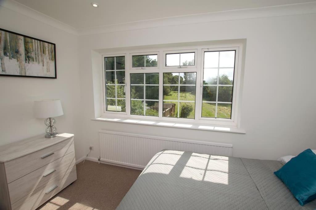 Spacious 5 Bed In The Countryside, Close To Frinton-On-Sea Kirby Cross Eksteriør billede