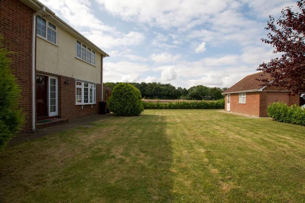Spacious 5 Bed In The Countryside, Close To Frinton-On-Sea Kirby Cross Eksteriør billede